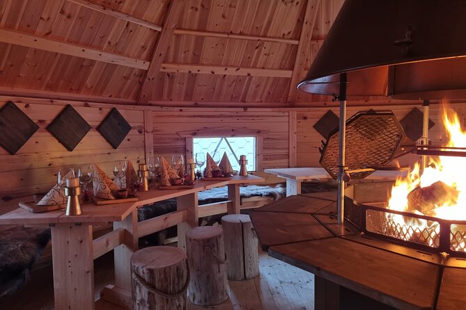 1 Day Pass Lapland Winter Park in Rovaniemi - Sledding, ice slides, and snow games
