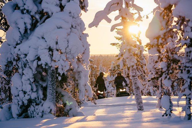1-Hour Snowmobile Safari Experience - Getting dressed for Arctic weather
