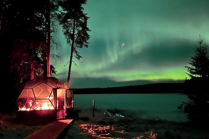 Aurora Borealis Dinner in a Glass Igloo - A glass igloo by a frozen lake