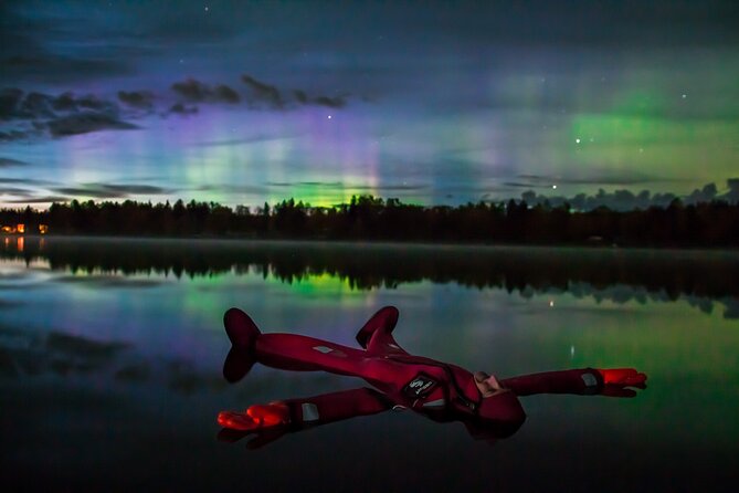 Aurora Ice Floating in Rovaniemi - Warm drinks, fire, and the part after the float