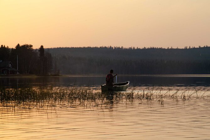 Canoe Trip in Lapland from Rovaniemi - Morning calm, autumn color, and late summer light