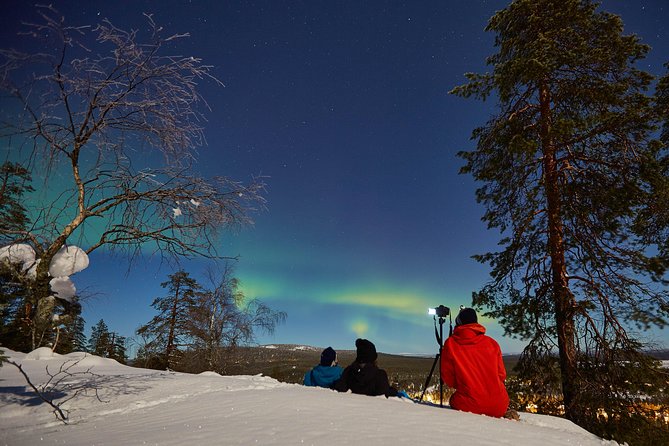 Capturing Auroras in Pyhä - Who will get the most from this evening
