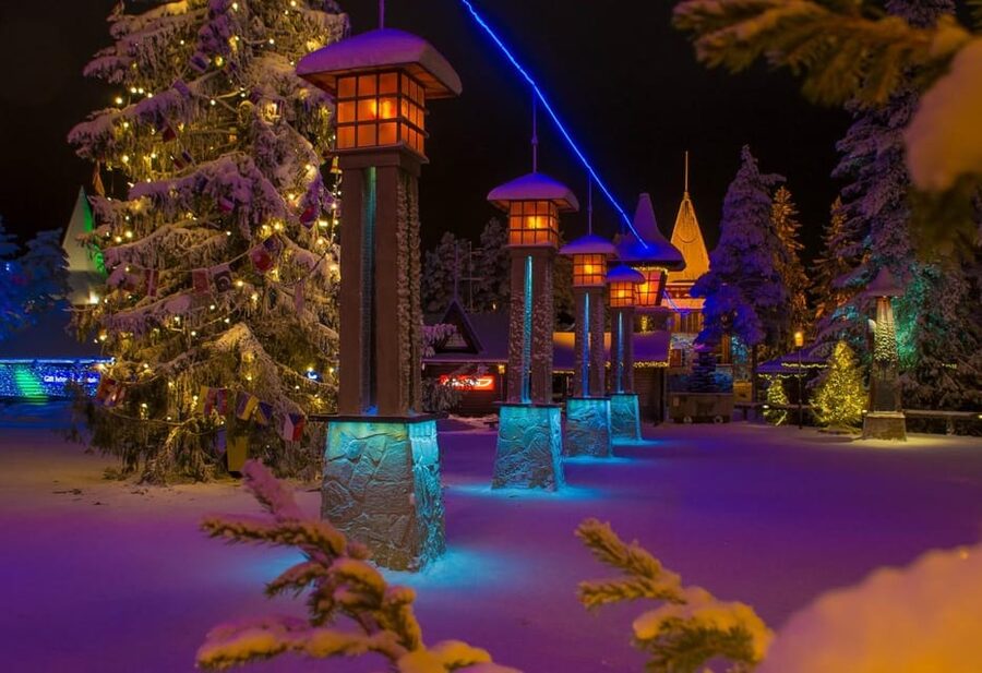 City tour and Santa Claus village visit in Lapland - Who will enjoy this three-hour outing?