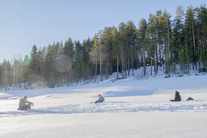 First Ice Fishing Experience in Rovaniemi - Timing, language, and group details