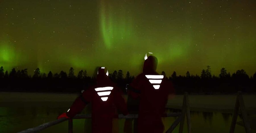 From Rovaniemi: Ice Floating under Aurora Borealis - What ice floating in Rovaniemi is really like