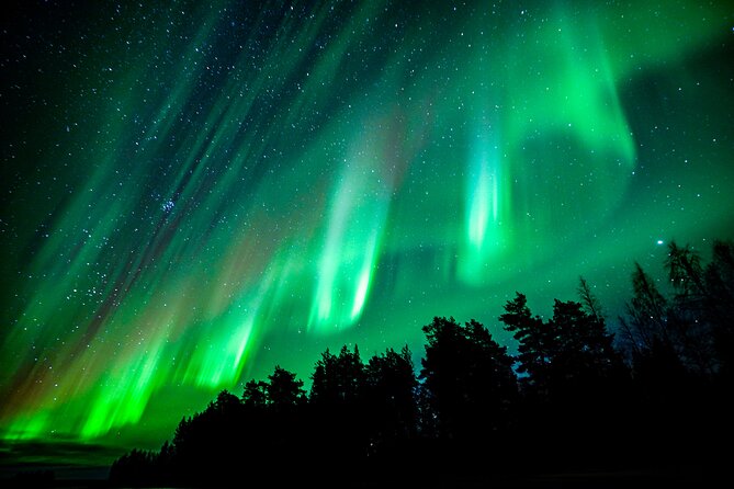 Guaranteed Northern Lights Hunting Adventure in Lapland - Weather, clouds, and the refund promise
