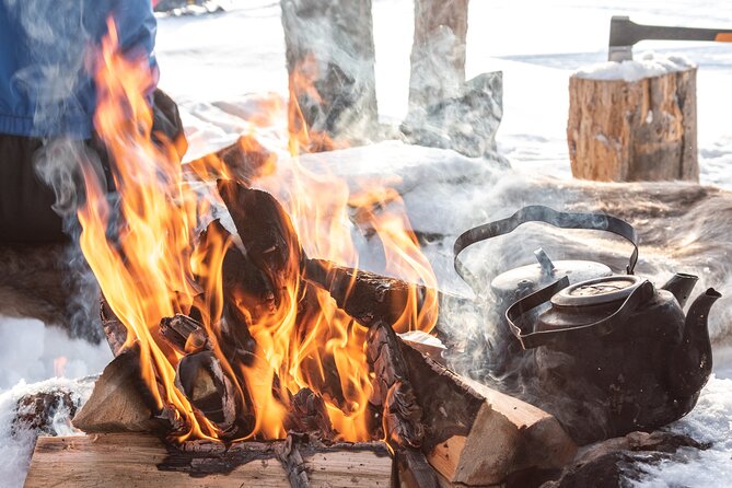 Hike to Frozen Waterfalls of Korouoma Including BBQ Lunch from Rovaniemi - Guides, group size, and the human side of the day