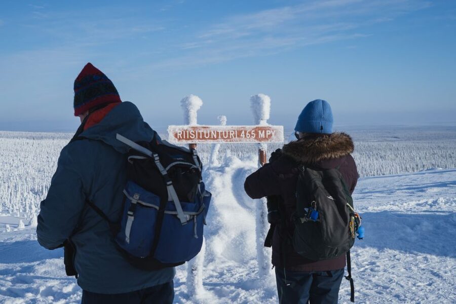 Hiking in Riisitunturi National Park with Photographer - How to prepare for the cold and the camera stops