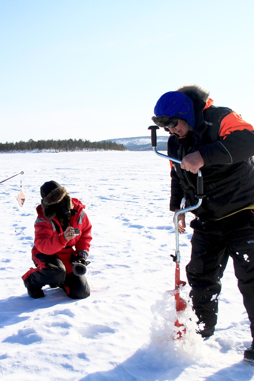Ivalo: Ice Fishing Tour to Lake Inari, Reindeers & Lunch - Key points to know before you book
