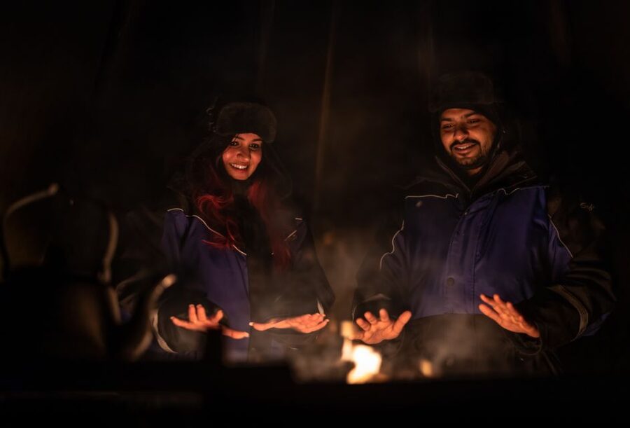 Ivalo: Lake Inari Northern Lights Tour w/ Reindeer & Dinner - Key points at a glance