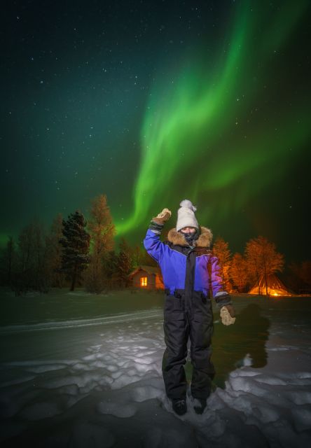 Ivalo: Lake Inari Northern Lights Tour w/ Reindeer & Dinner - From Ivalo to Koppelo, away from the town lights