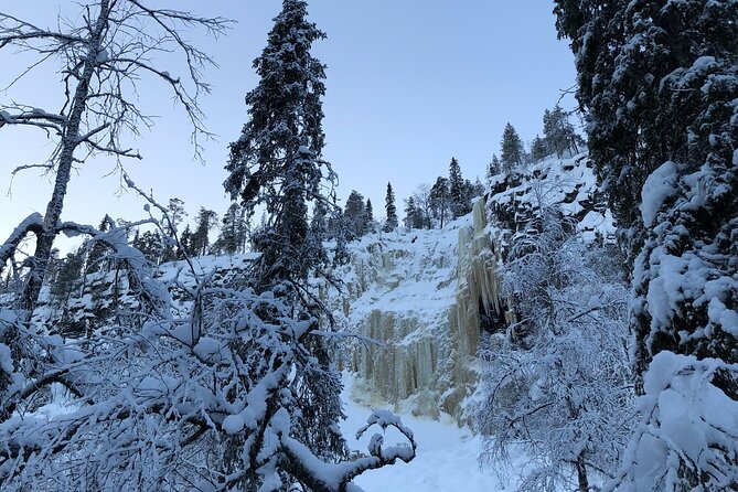 Korouoma national park and frozen waterfalls hiking tour - What to wear and what not to assume