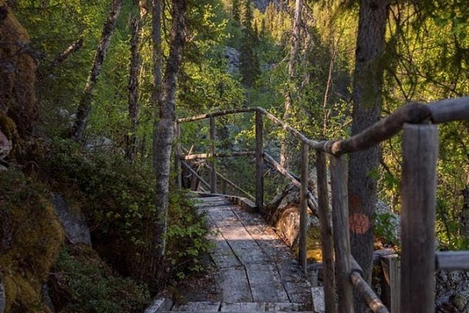 Korouoma National Park & Frozen Waterfalls Adventure - Walking the 4.5 to 5 kilometer canyon trail