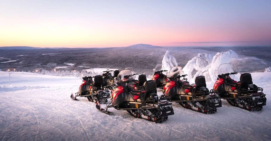 Levi: 4 Hour Snowmobile Safari to the Fells in Levi - A 20-minute Finnish coffee break