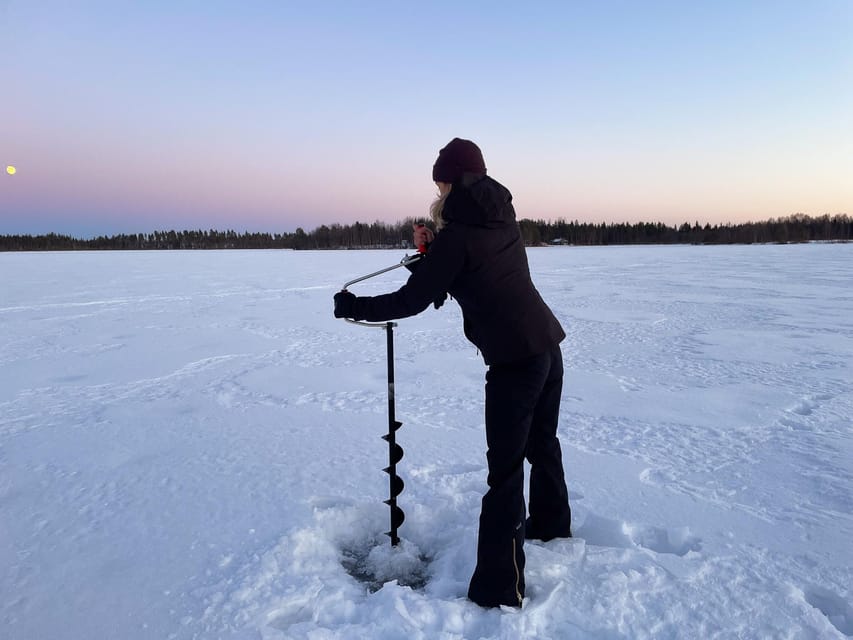 Levi: Ice Fishing Trip in a small group - Why the group size matters
