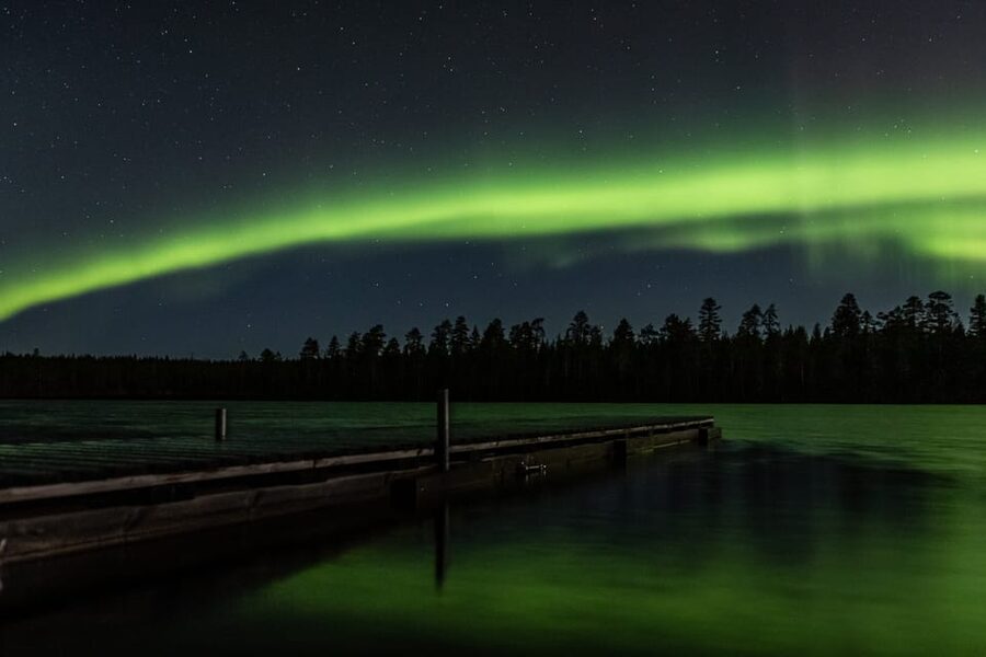 Levi: Ice Floating and Northern Lights Tour - What the ice floating experience is really like