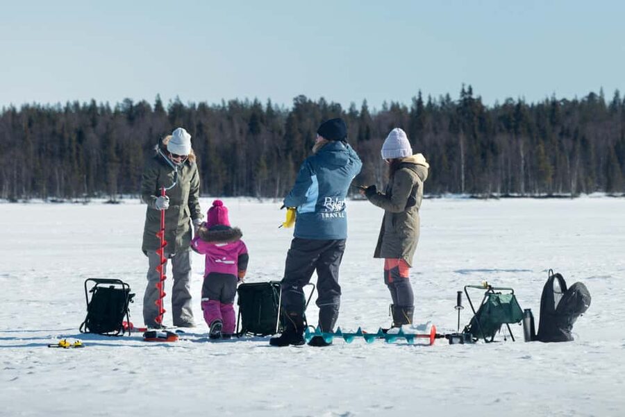 Levi Lapland: Arctic Ice-Fishing - Why the Guide Makes a Difference