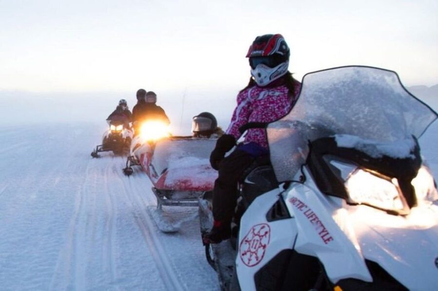 Levi: Lapland Family Snowmobile Safari - Children have two very different riding options