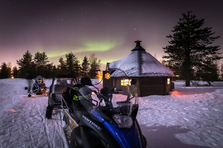 Levi: Northern Lights Snowmobile Safari and Campfire Picnic - Searching for the Northern Lights
