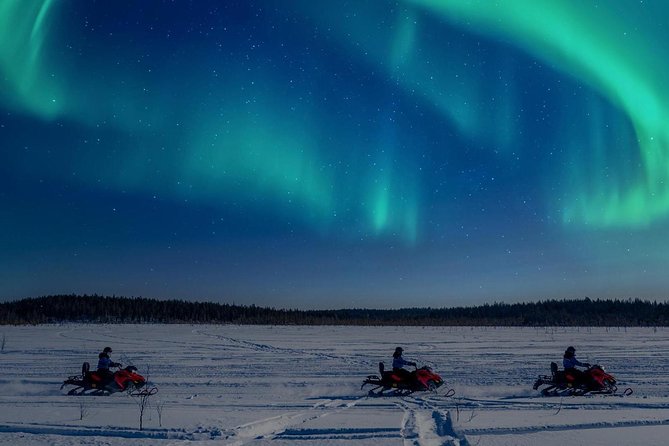 Night Snowmobile Safari, Rovaniemi - Getting ready for a three-hour snowmobile safari