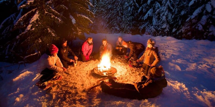 Night Snowshoeing Lapland Experience - Staying warm for three hours