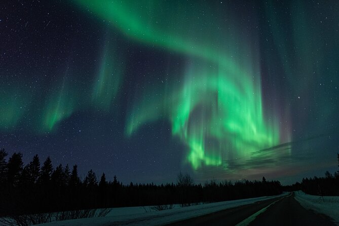 Northern Lights Hunting with a photographer (Only small groups) - Winter clothing helps, but bring your own layers