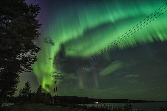 Northern Lights Tour with BBQ and drinks - Reaching the frozen wilderness