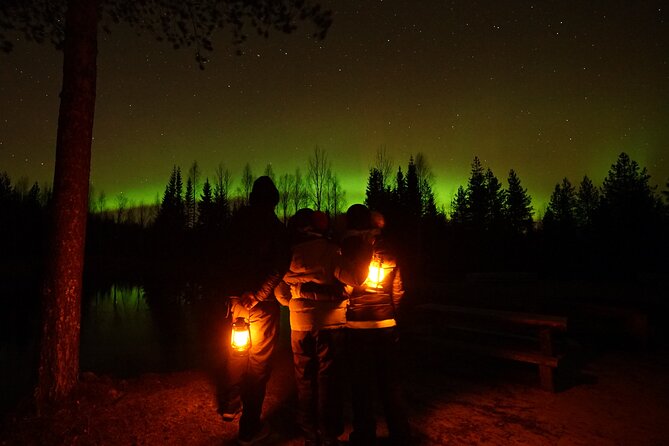 Northern Lights Trip to a Magical Place in Lapland - The guides’ attitude may shape the night