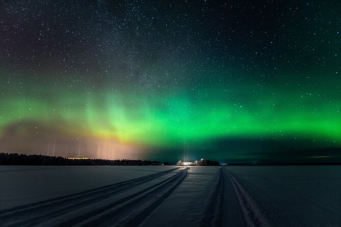 Private Northern Lights Photography Hunting - The guide can make a long drive feel worthwhile