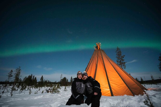 Private Northern Lights photography tour in Rovaniemi - Chasing clear skies beyond Rovaniemi