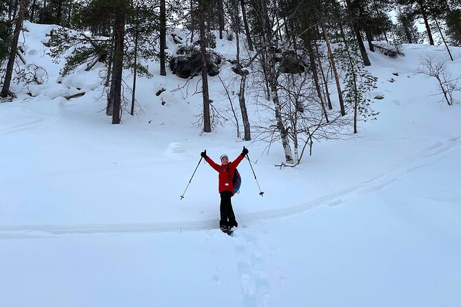 Private Snowshoeing Tour In Pyhätunturi With A Local Guide - Following tracks in the Pyhätunturi snow
