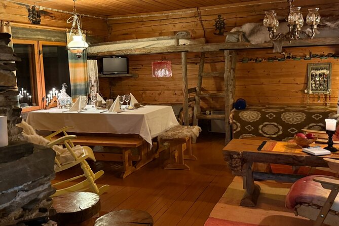 Private Traditional Sauna, Ice Dip and Dinner in the Wilderness - The traditional sauna and its cold-water ritual