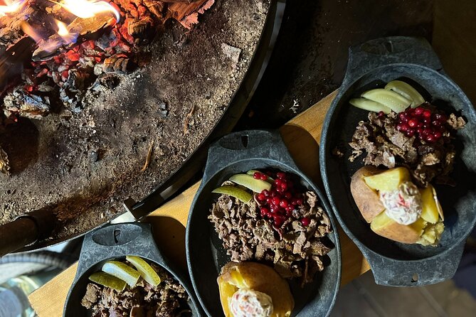 Private Traditional Sauna, Ice Dip and Dinner in the Wilderness - What makes Soma Hide Out different