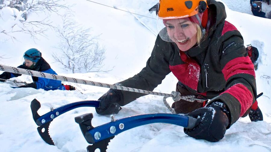 Pyhätunturi: Try Ice Climbing in Finnish Lapland - From Hotel Pyhätunturi to the ice