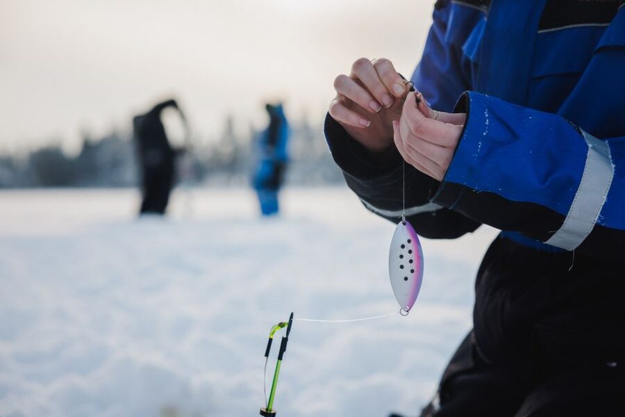 Rovaniemi: Arctic Circle Ice Fishing Experience - The frozen lake is the main attraction