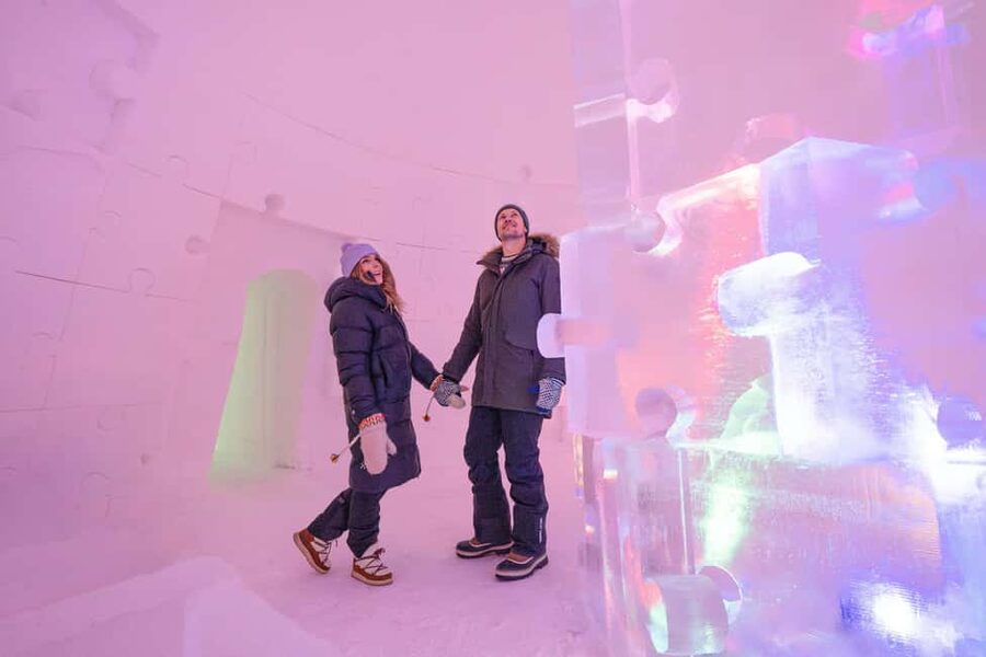 Rovaniemi: Arctic Snow Hotel Tour - Free time for photos and winter play