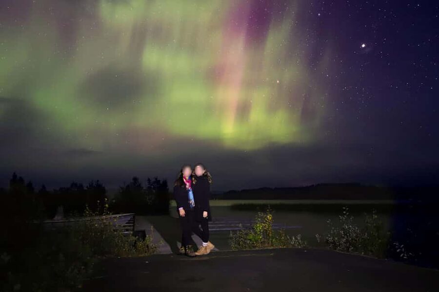 Rovaniemi: Aurora Hunting Tour with Photography by Van - What the night feels like in practice
