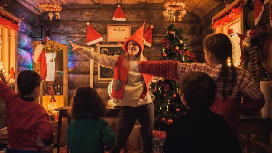 Rovaniemi: Elf Hat Academy in Santa's Village - Cookie decorating gives the session a hands-on center