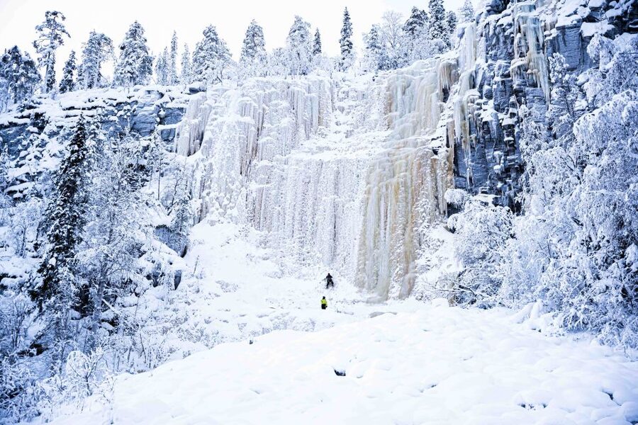 Rovaniemi: Frozen Waterfalls of Korouoma Canyon & Pro Photos - Key points to know before booking