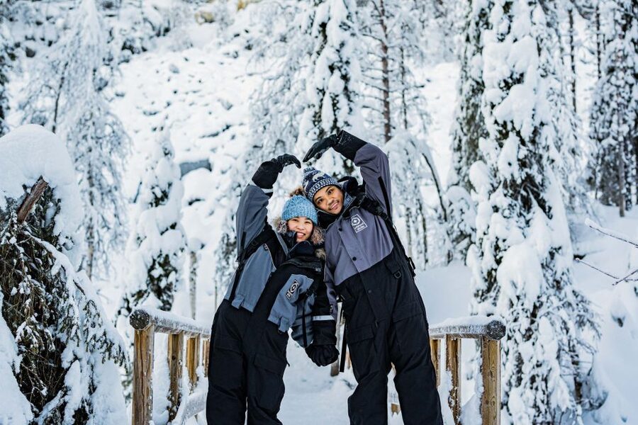 Rovaniemi: Frozen Waterfalls of Korouoma Canyon & Pro Photos - A photographer guide changes the experience