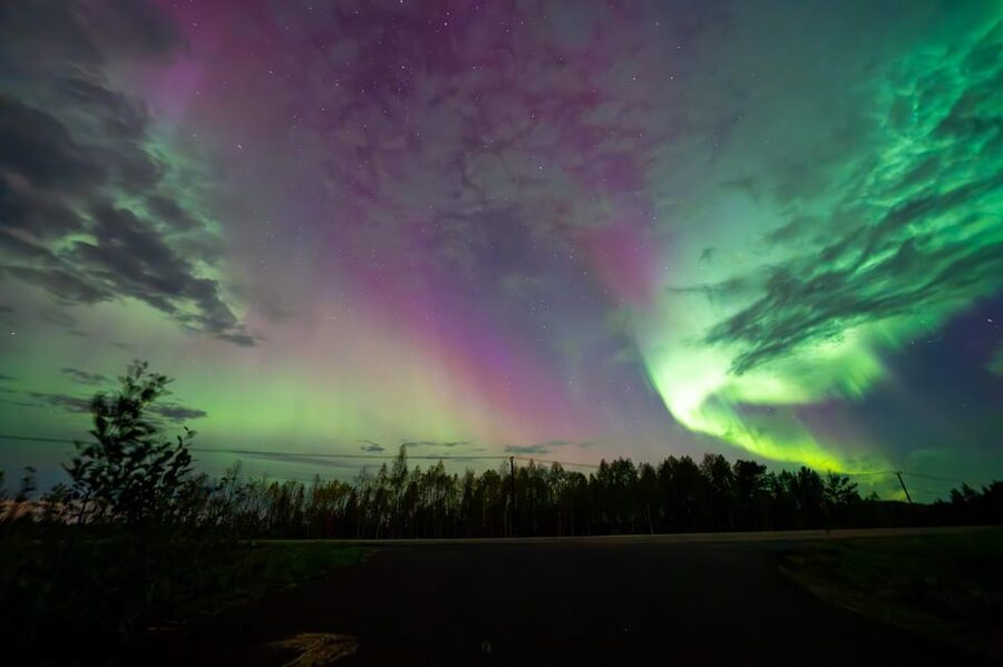 Rovaniemi: Guaranteed Ultimate Aurora Hunt with Photographer - Key points at a glance