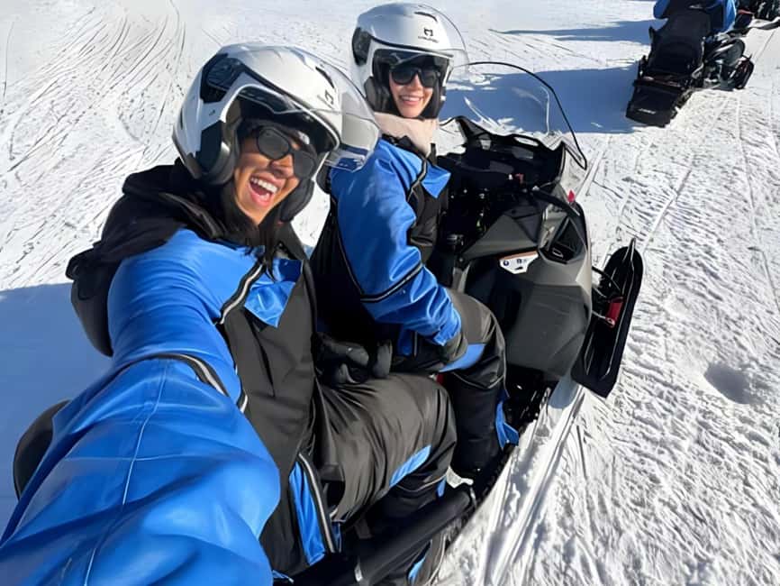 Rovaniemi: Guided Wilderness Snowmobile Safari & Barbeque - A snowmobile ride with a real sense of space