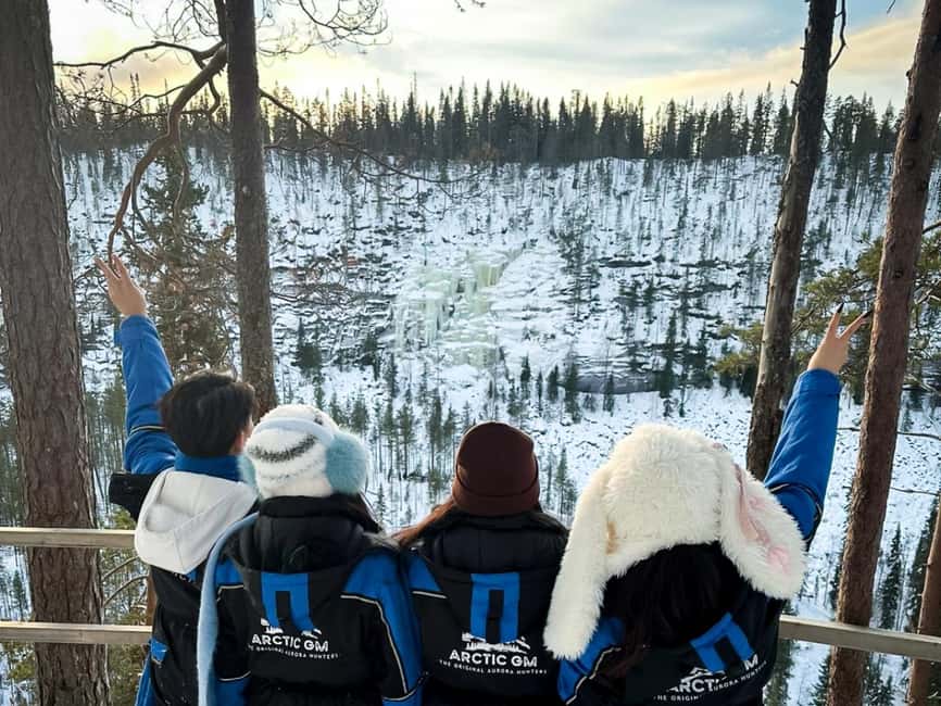 Rovaniemi: Korouoma Canyon & Frozen Waterfalls Tour with BBQ - The open-fire BBQ in the snow