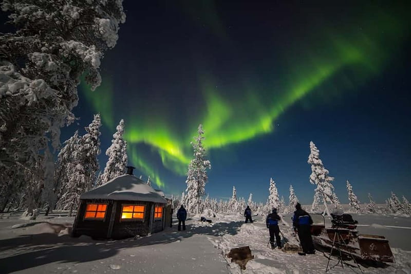 Rovaniemi: Lakeside Private Sauna with Aurora Borealis - From Rovaniemi pickup to the forest complex