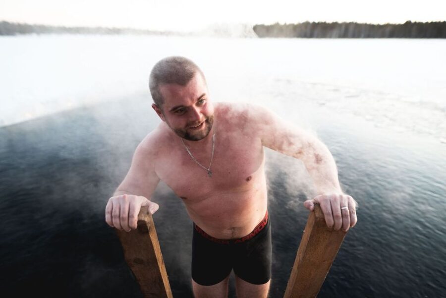 Rovaniemi: Lappish Evening Experience with Dinner - Practical packing advice for a winter night