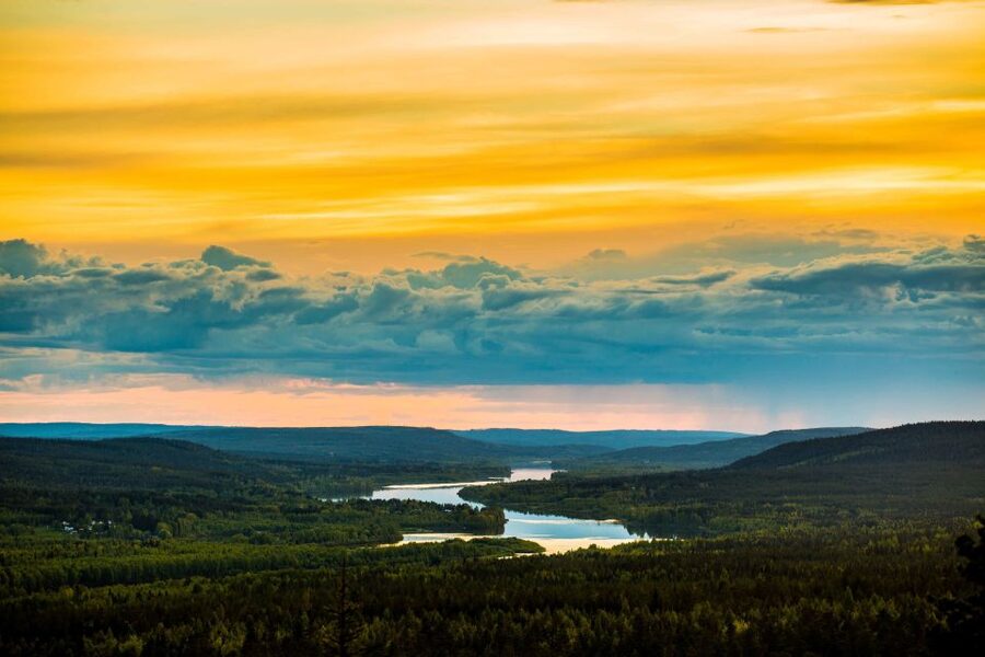 Rovaniemi: Midnight Sun Photography Tour - The longer stop: two hours beside Finnish nature