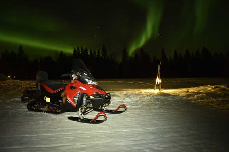Rovaniemi: Night Snowmobile Tour - What sharing one snowmobile really means