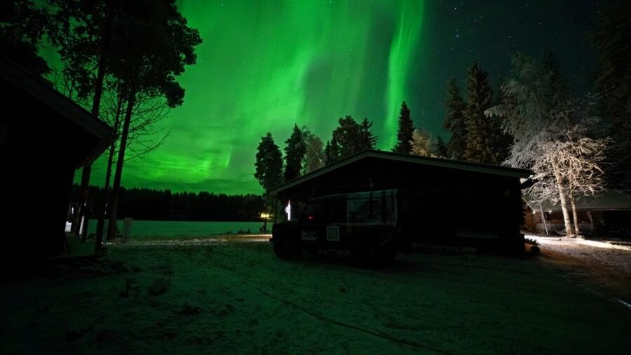 Rovaniemi: Northern Lights Hunting in Lappish old cottage - A warm old cottage when the cold sets in