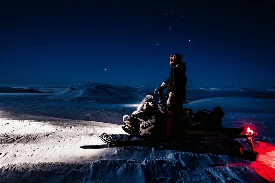 Rovaniemi: Northern Lights Snowmobile Safari with Campfire - Sharing a snowmobile, or paying for your own