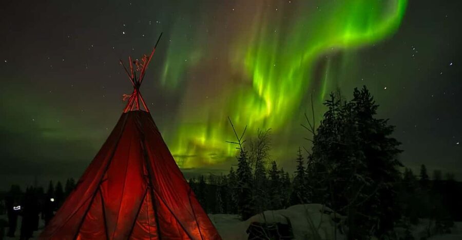 Rovaniemi: Northern Lights Tour at the Campfire - Why this Aurora tour feels different from a quick roadside stop